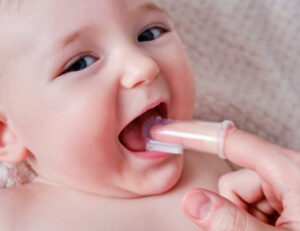 宇都宮市(雀宮、上三川町)の歯医者、こうだい歯科で子どもの仕上げ磨きについて解説