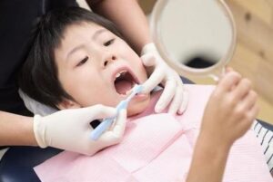 宇都宮（雀宮）の歯医者、こうだい歯科で、乳歯の神経治療は必要？永久歯への影響や治療の判断基準を解説